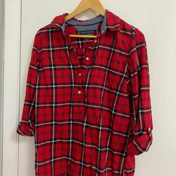 Oversize Flannel Button Up - Tommy Hilfiger - Never Worn - Picture 2 of 5
